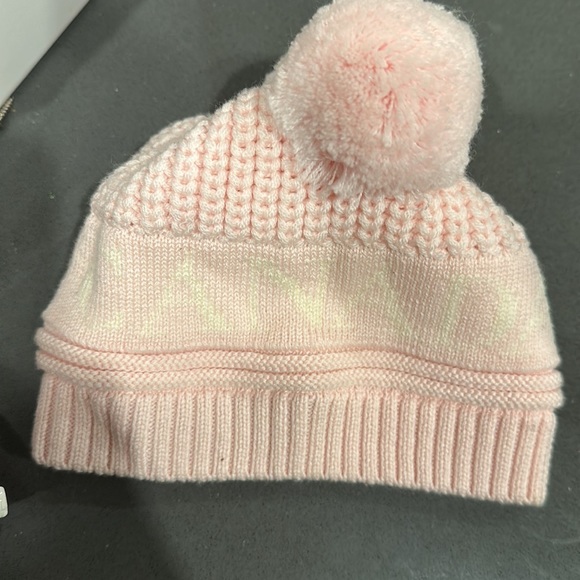 Canada Goose Baby Hat - Picture 4 of 5